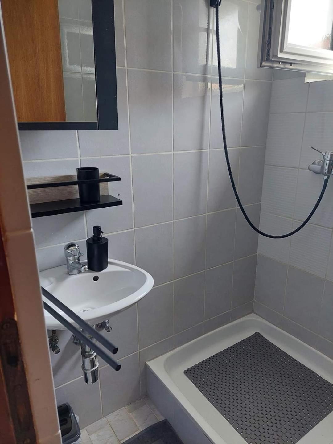 Apartmani Suhi Brod Medulin Exterior foto