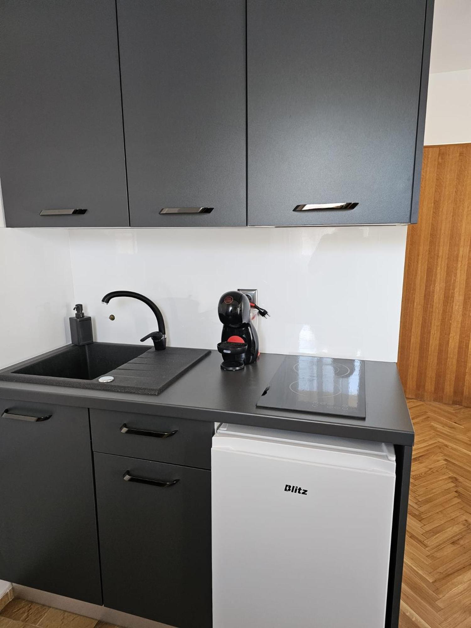 Apartmani Suhi Brod Medulin Exterior foto